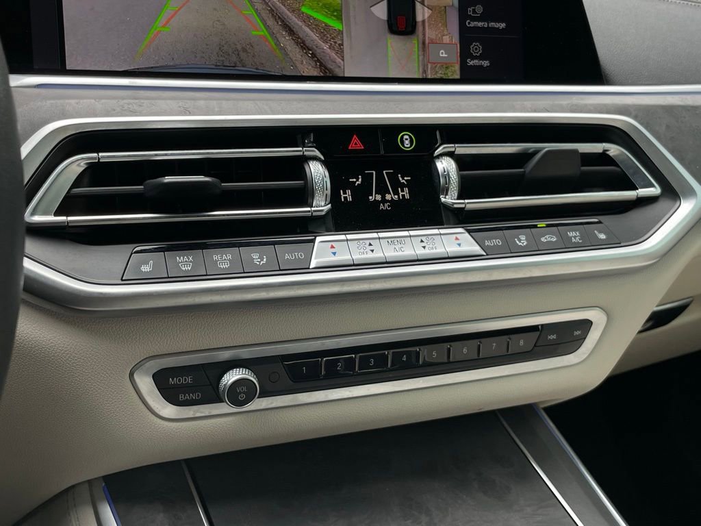 Used 2022 BMW X5 xDrive40i w/ Premium Package image 19