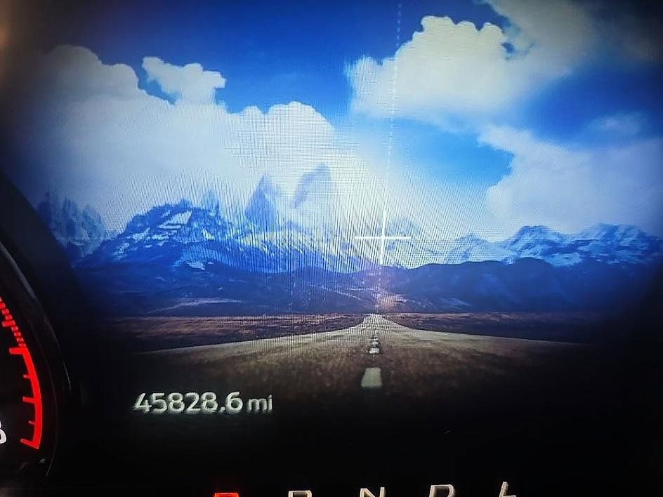 Used 2023 Ford Explorer XLT w/ Equipment Group 202A image 15