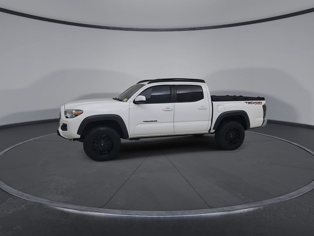 Used 2019 Toyota Tacoma TRD Off-Road AWD/4WD image 7