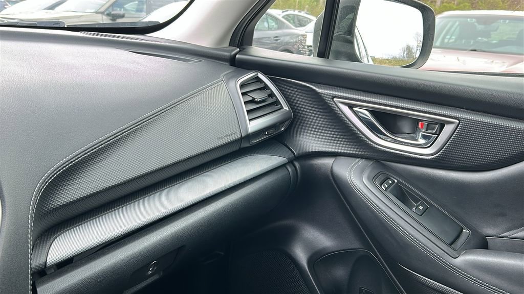 Used 2020 Subaru Forester Limited AWD/4WD image 19