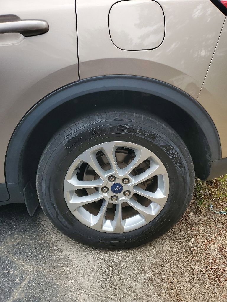 Used 2021 Ford Escape SE w/ Convenience Package FWD image 6