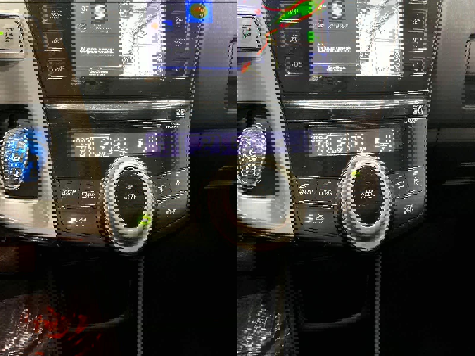 Used 2015 Toyota Prius V Four image 30