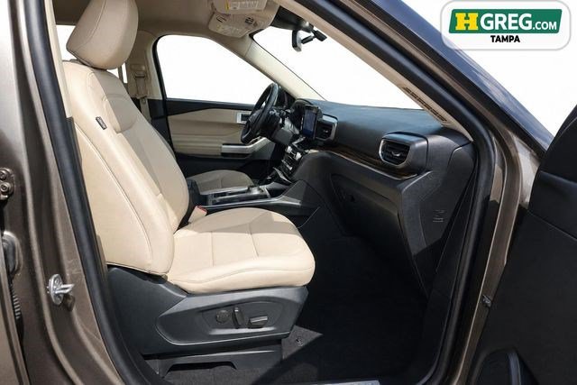 Used 2021 Ford Explorer Limited w/ Hybrid Equipment Group 310A RWD image 11