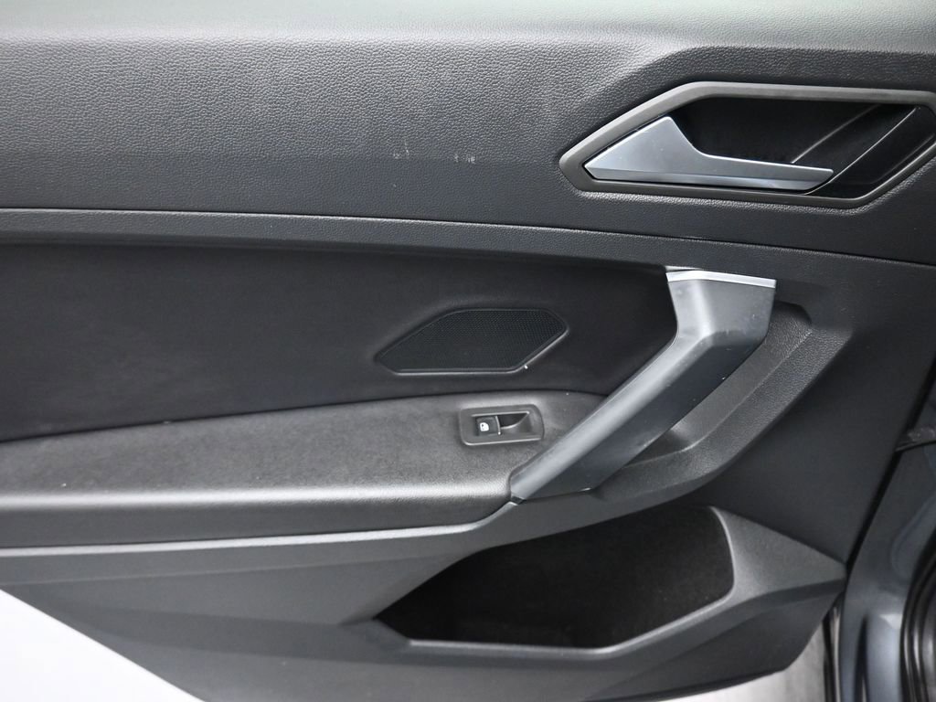 Used 2019 Volkswagen Tiguan SE AWD/4WD image 31