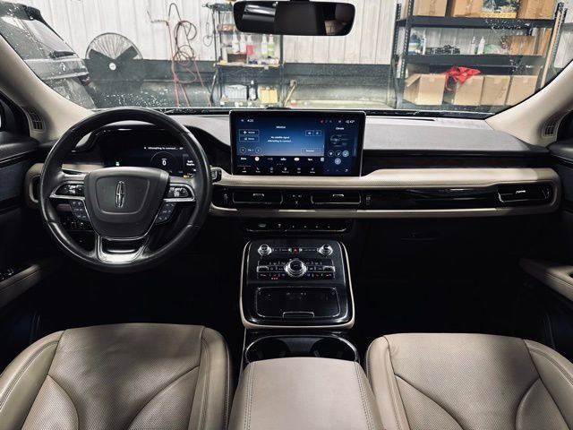 Used 2022 Lincoln Nautilus Reserve image 24