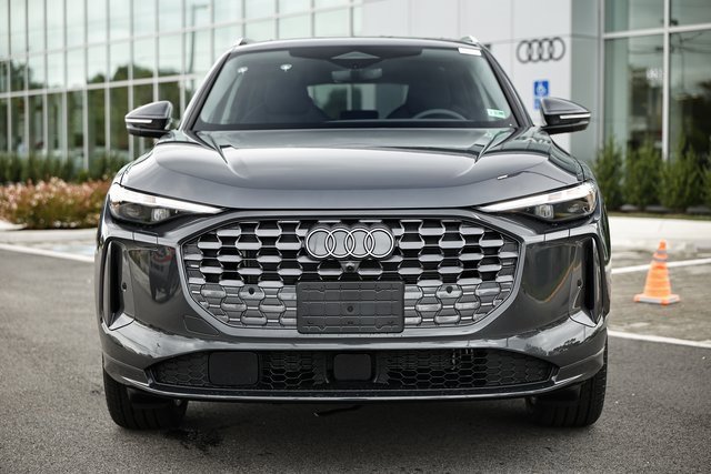 New 2025 Audi Q5 Premium Plus image 13