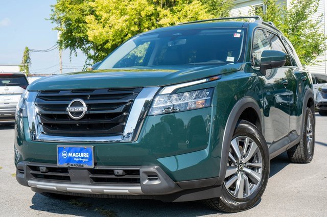 Used 2023 Nissan Pathfinder SL
