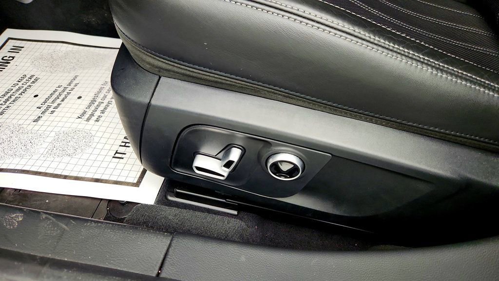 Used 2022 Maserati Quattroporte Modena image 11