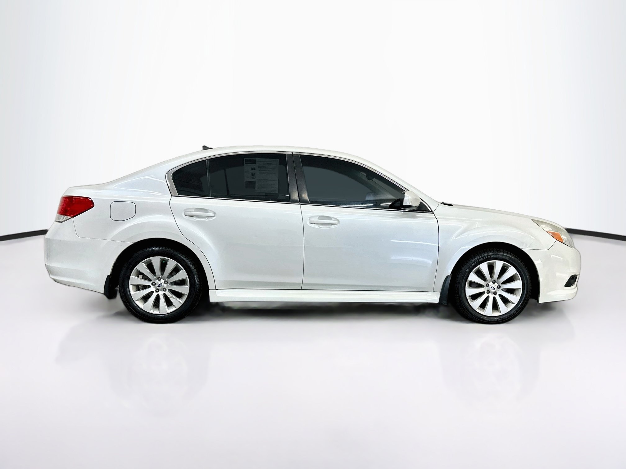 Used 2012 Subaru Legacy 2.5i Limited w/ Popular Pkg 2 AWD/4WD image 10