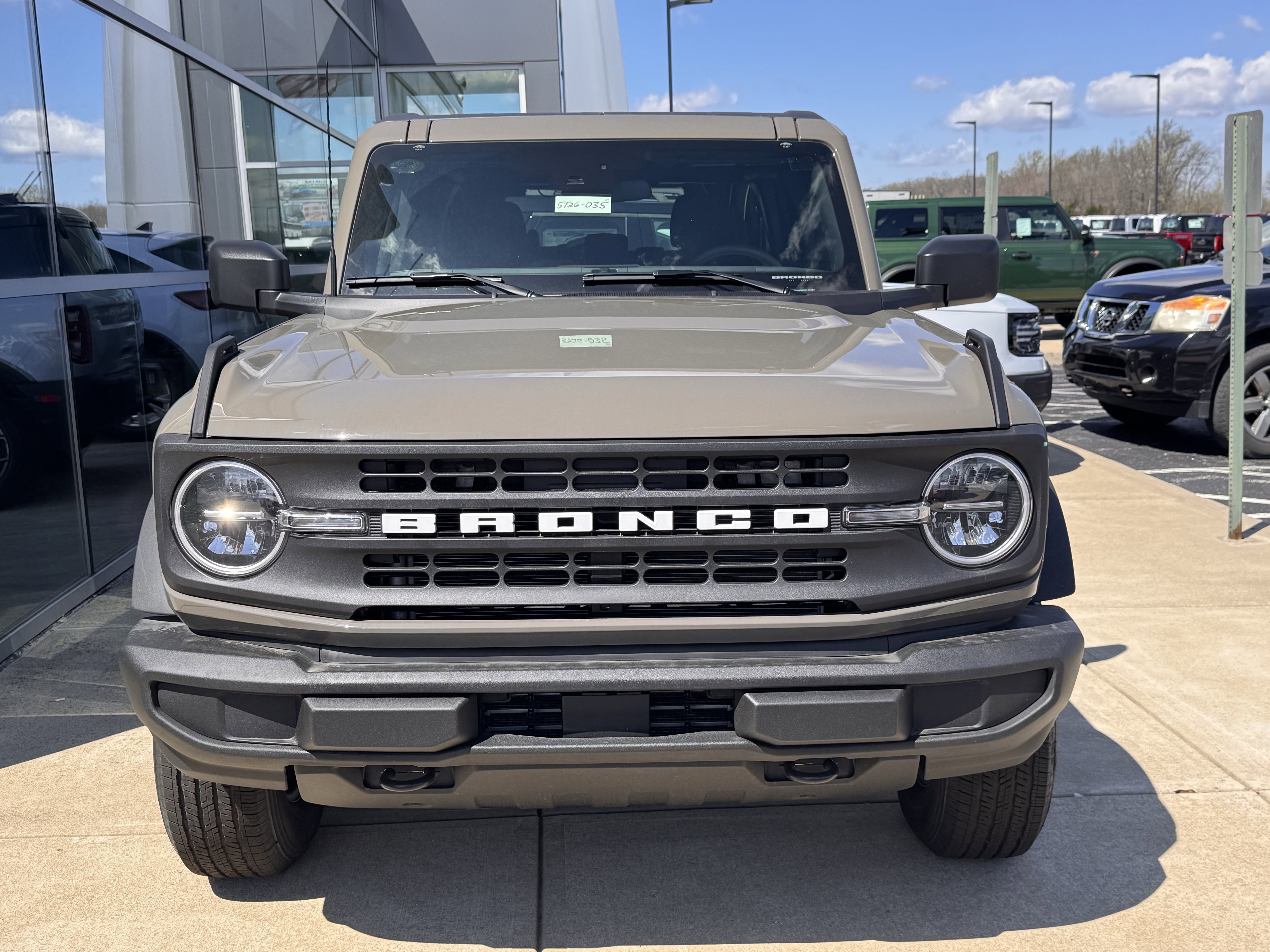 New 2026 Ford Bronco 4-Door image 5