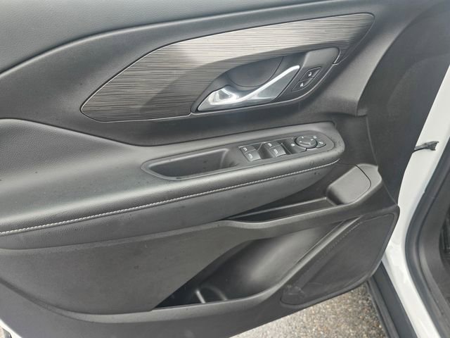 Used 2024 GMC Terrain SLE image 22