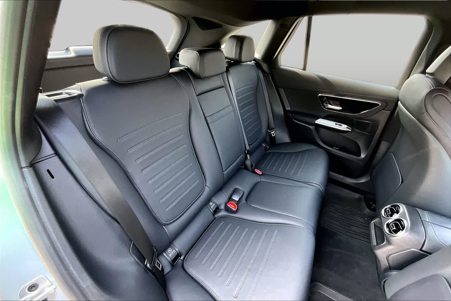 Used 2025 Mercedes-Benz GLC 300 image 20