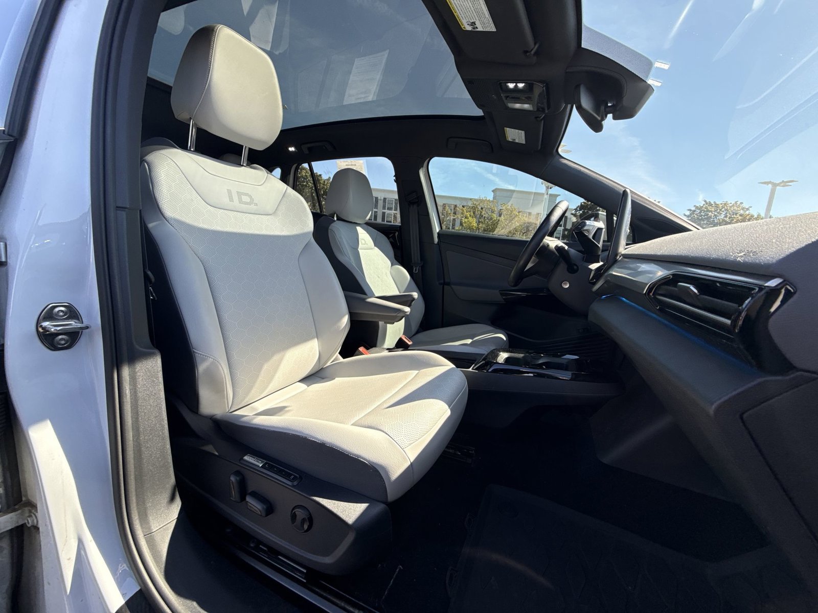 Used 2021 Volkswagen ID.4 Pro S RWD image 26
