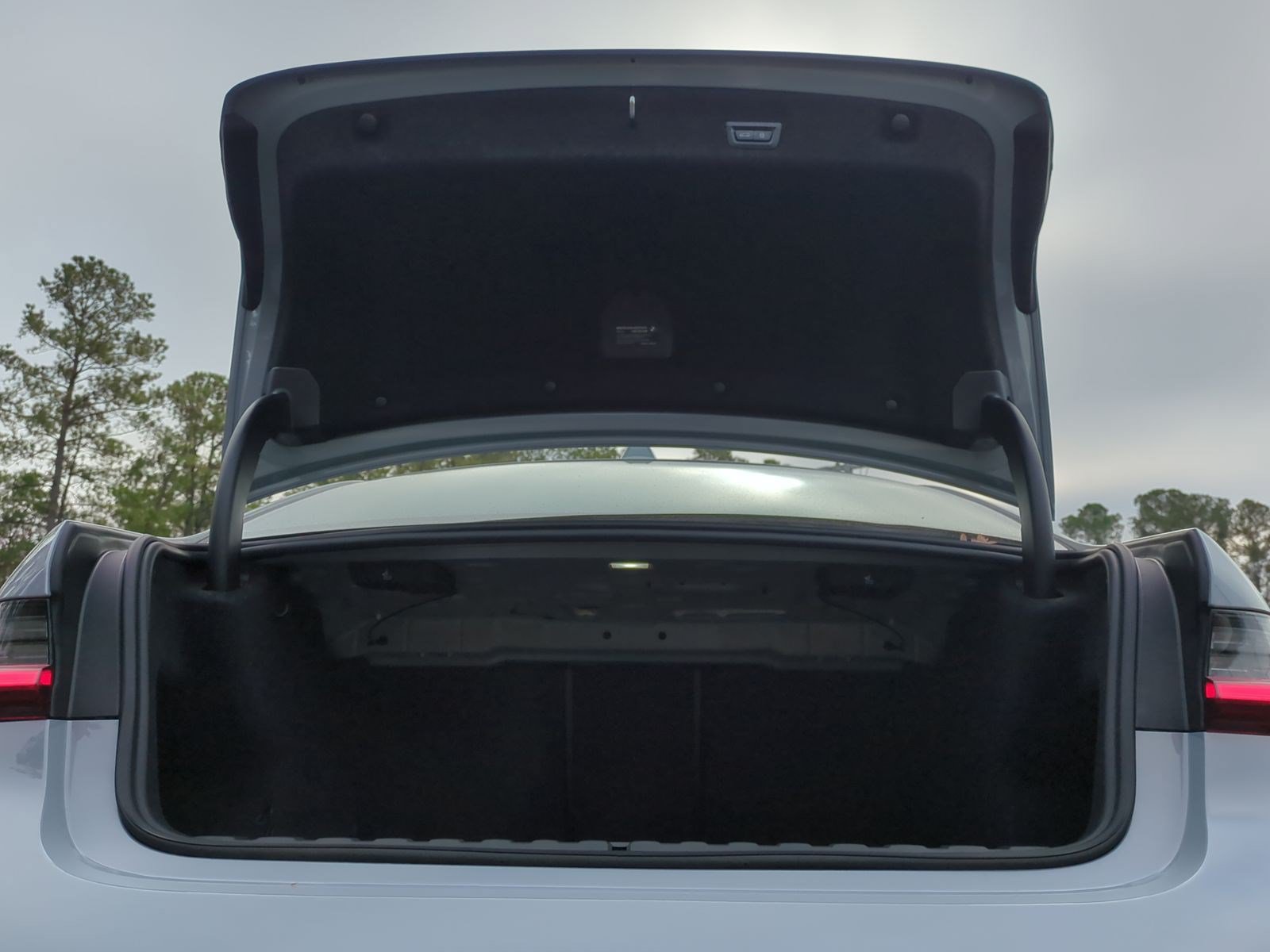 Used 2026 BMW 330i Sedan w/ M Sport Package RWD image 30