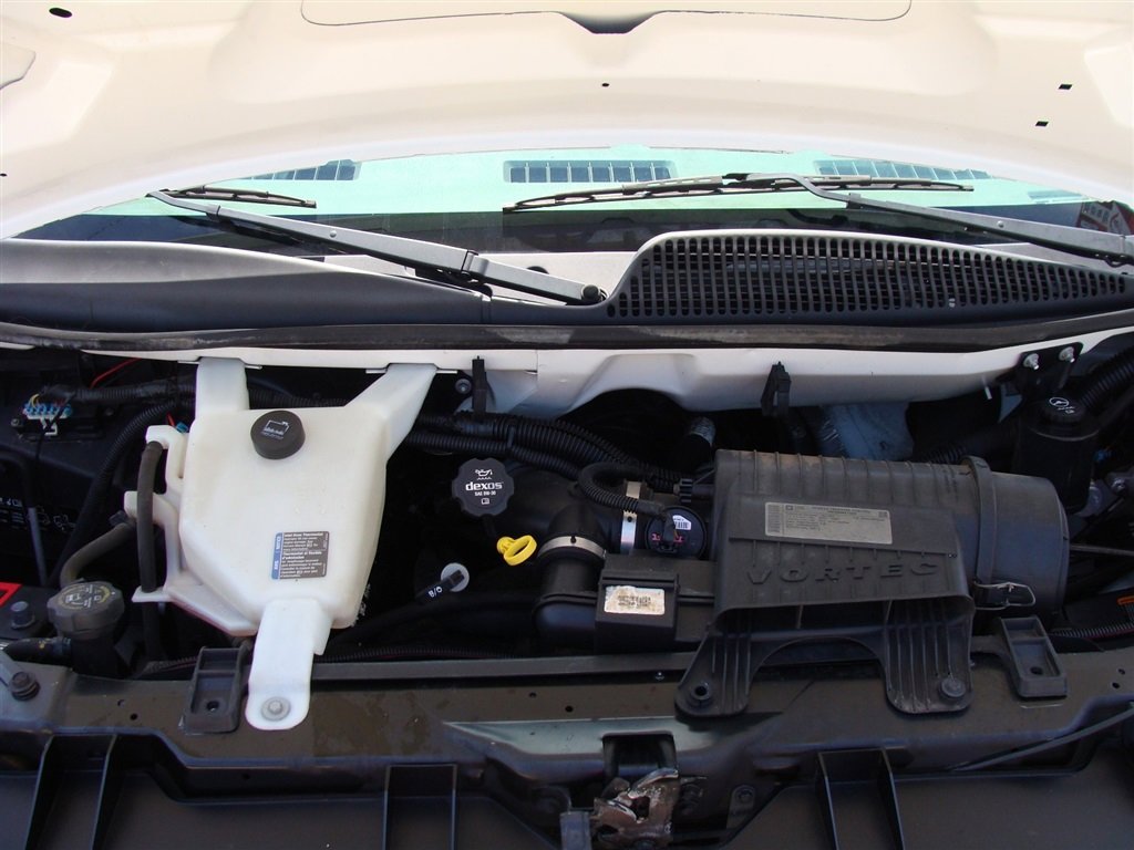 Used 2013 Chevrolet Express 2500 image 24