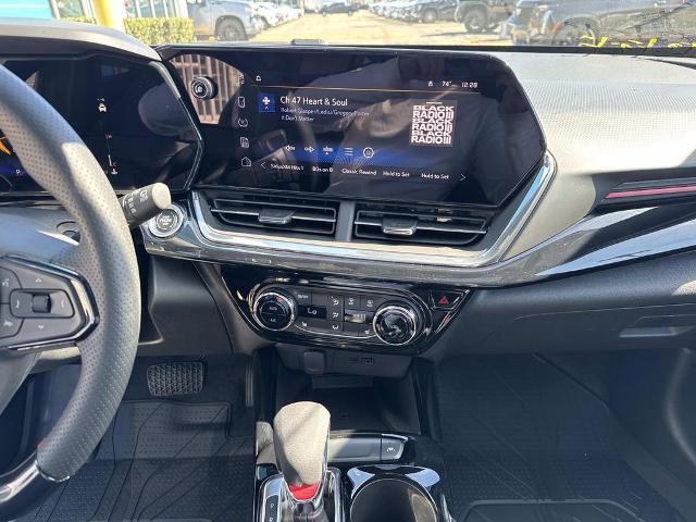 New 2026 Chevrolet Trax RS w/ Sunroof Package image 17