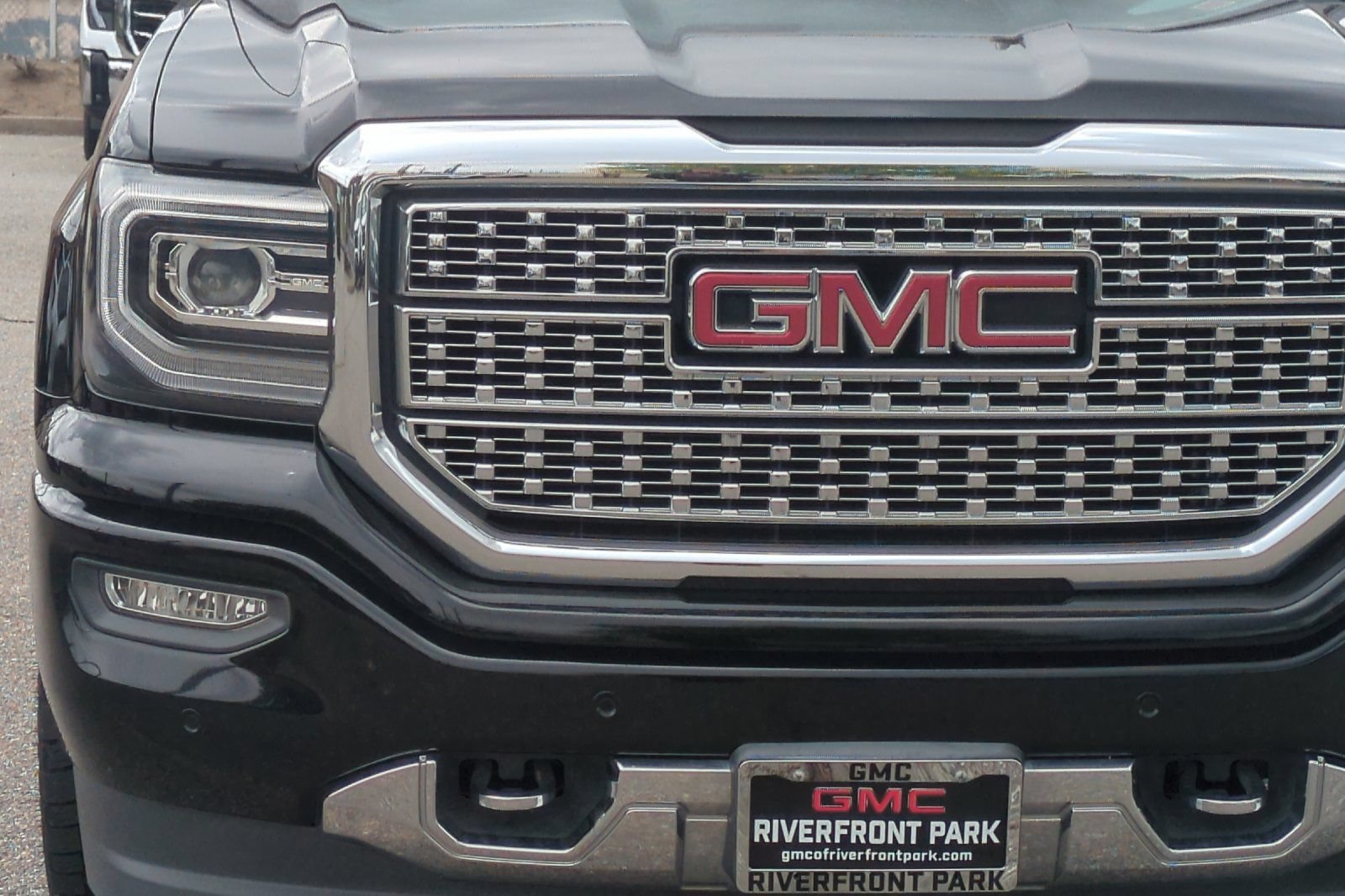 Used 2018 GMC Sierra 1500 Denali w/ Denali Ultimate Package AWD/4WD image 43