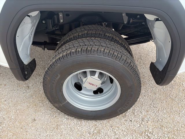 New 2026 GMC Sierra 3500 Pro image 11