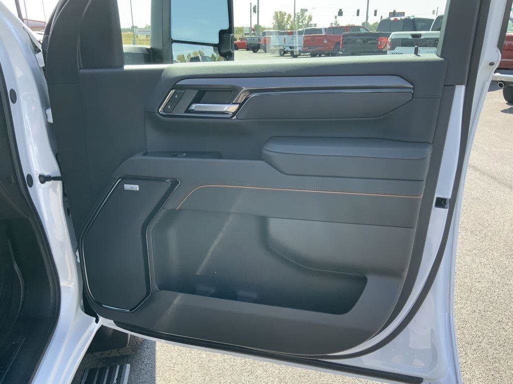 New 2026 GMC Sierra 2500 AT4 w/ AT4 Premium Plus Package image 70