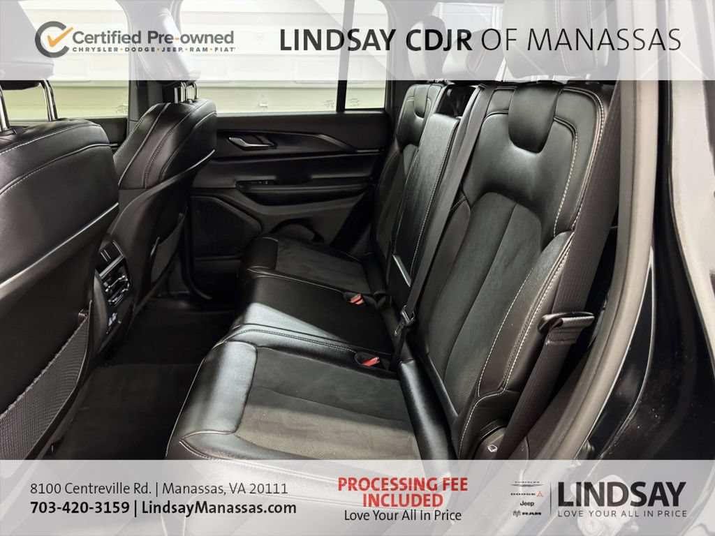 Certified 2025 Jeep Grand Cherokee Altitude AWD/4WD image 22