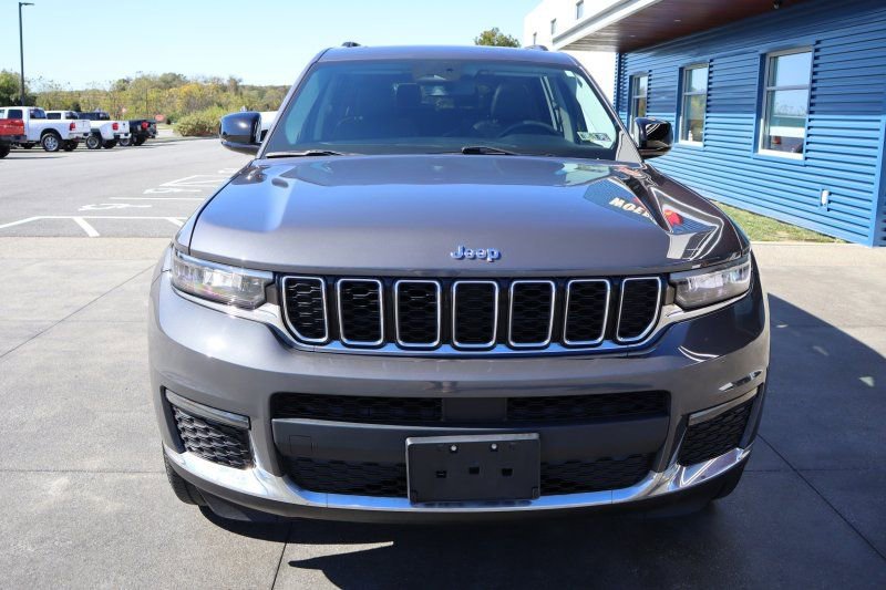Used 2022 Jeep Grand Cherokee L Limited image 4