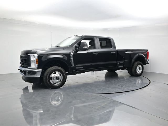 Used 2025 Ford F350 XL w/ XL Driver Assist Package image 5