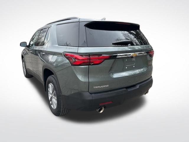 Used 2023 Chevrolet Traverse LT image 3