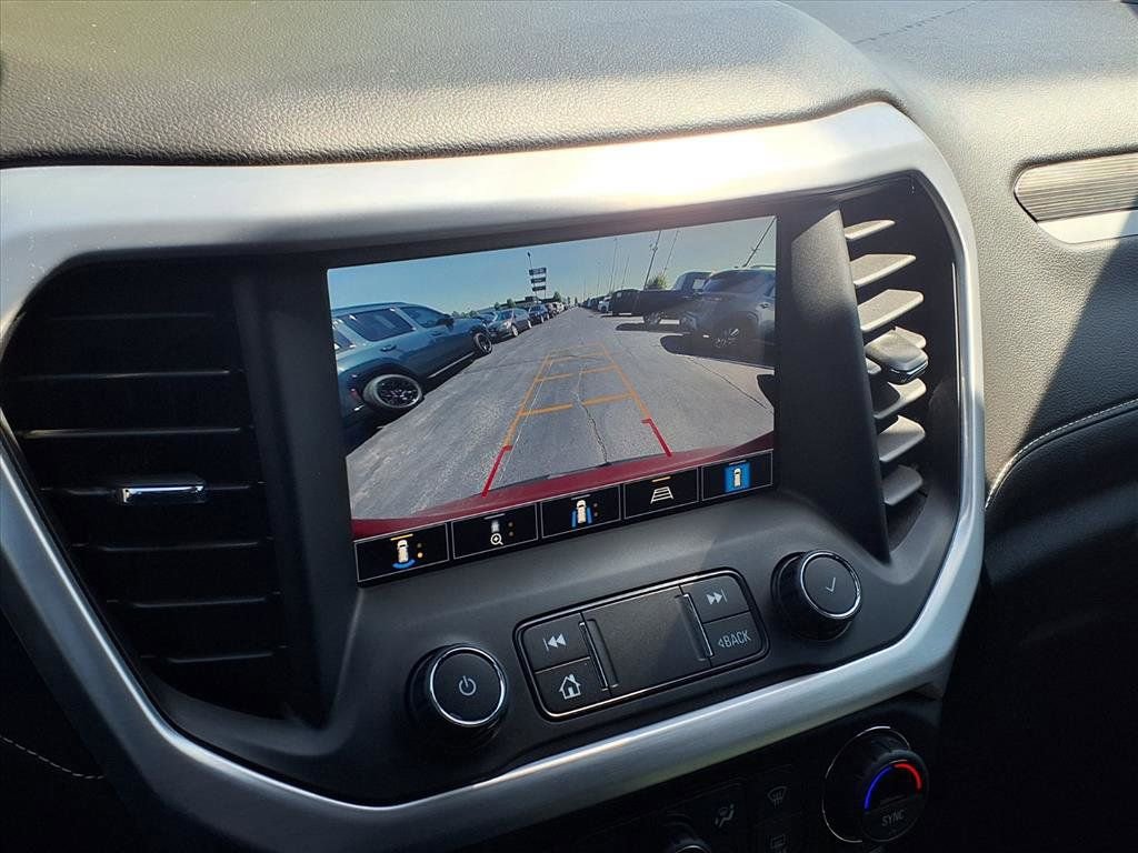 Used 2022 GMC Acadia SLT w/ Elevation Edition FWD image 7