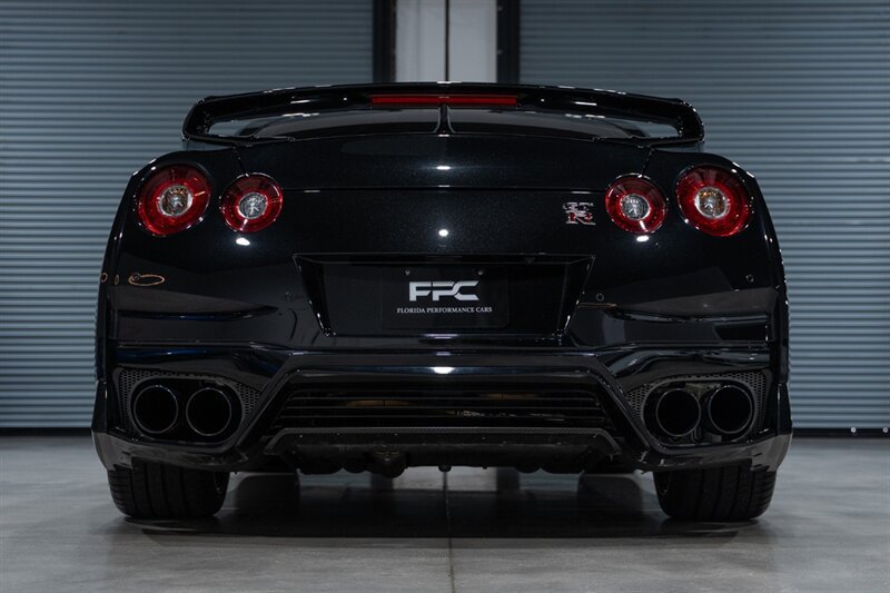 Used 2021 Nissan GT-R Premium AWD/4WD image 64