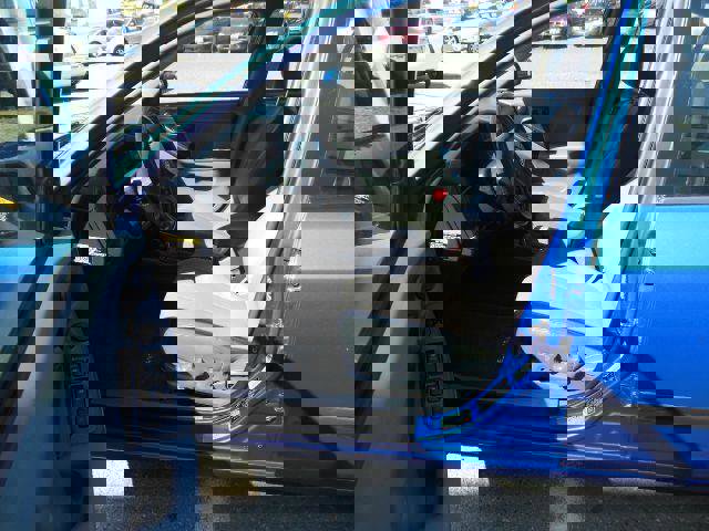 Used 2004 Hyundai Elantra GT image 4