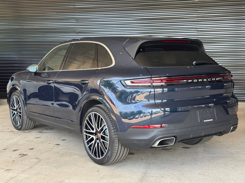 New 2026 Porsche Cayenne AWD/4WD image 2