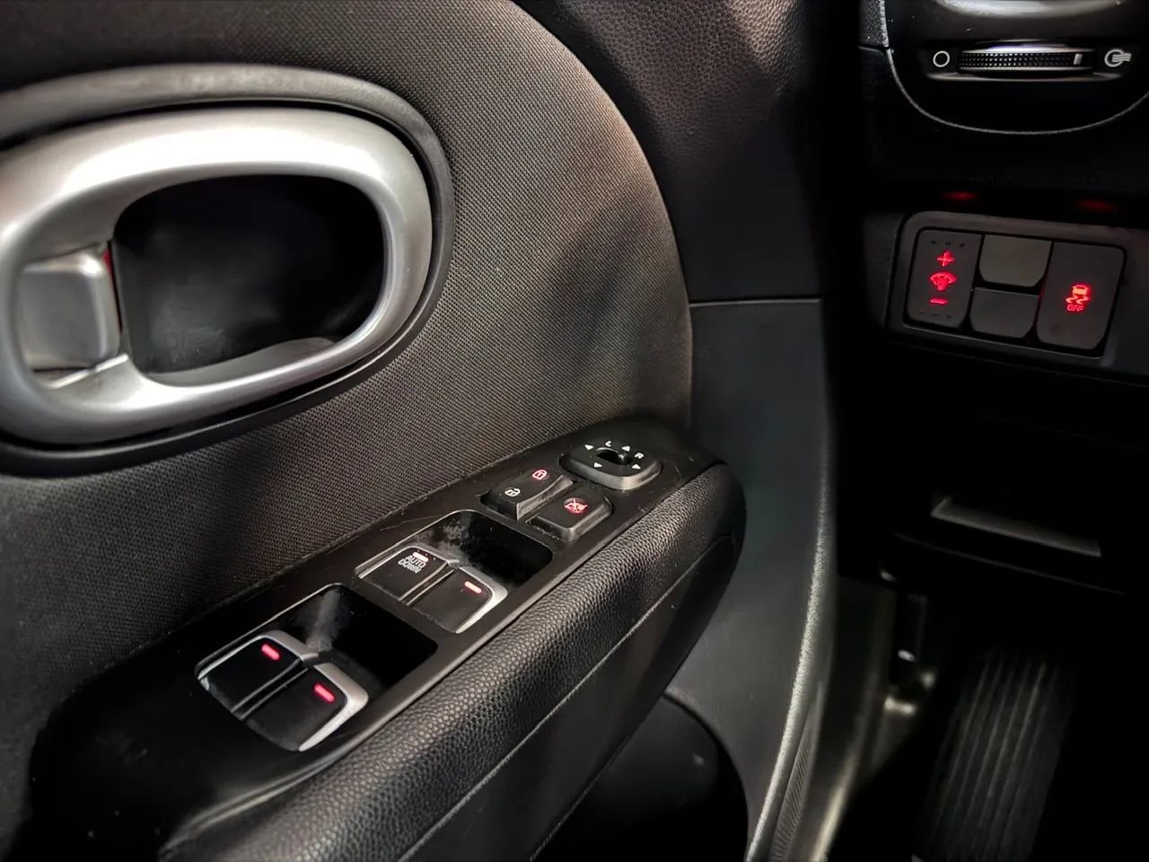 Used 2017 Kia Soul image 19