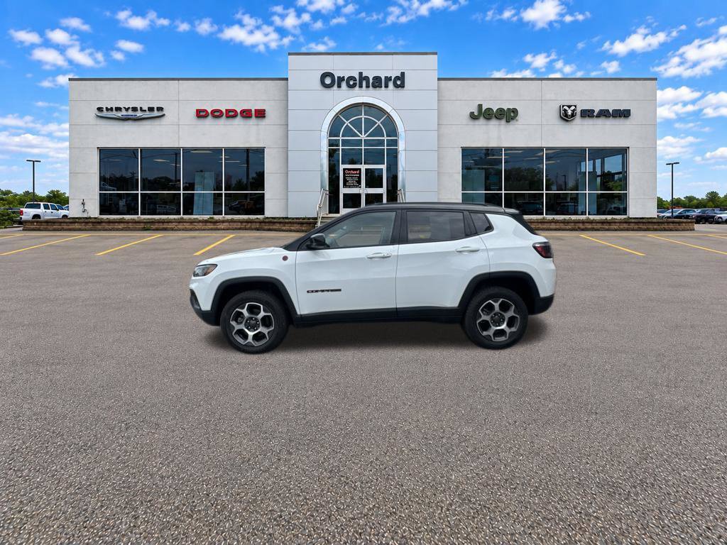 Used 2022 Jeep Compass Trailhawk AWD/4WD image 7