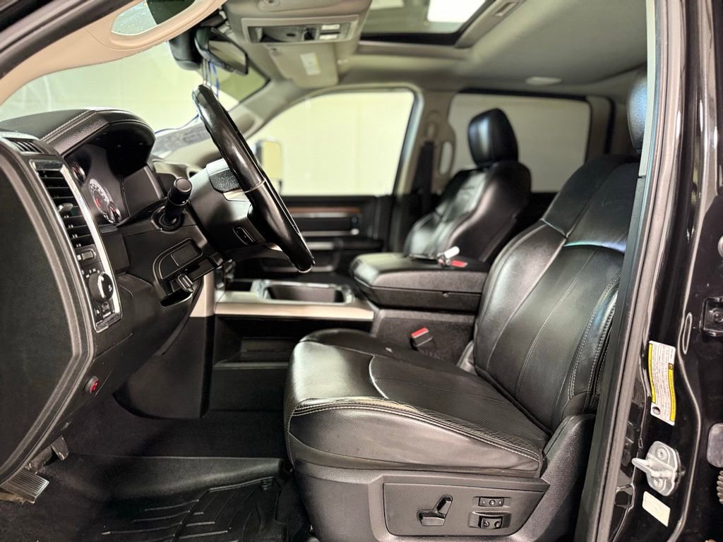 Used 2018 RAM 3500 Laramie AWD/4WD image 10