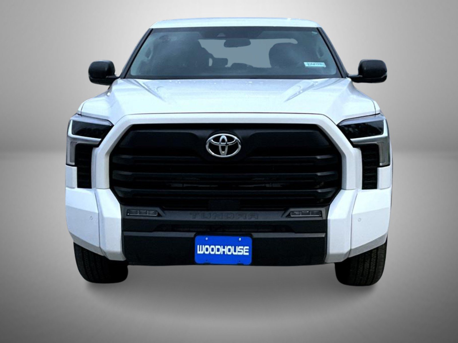 Used 2024 Toyota Tundra SR5 w/ SR5 Convenience Package AWD/4WD image 2