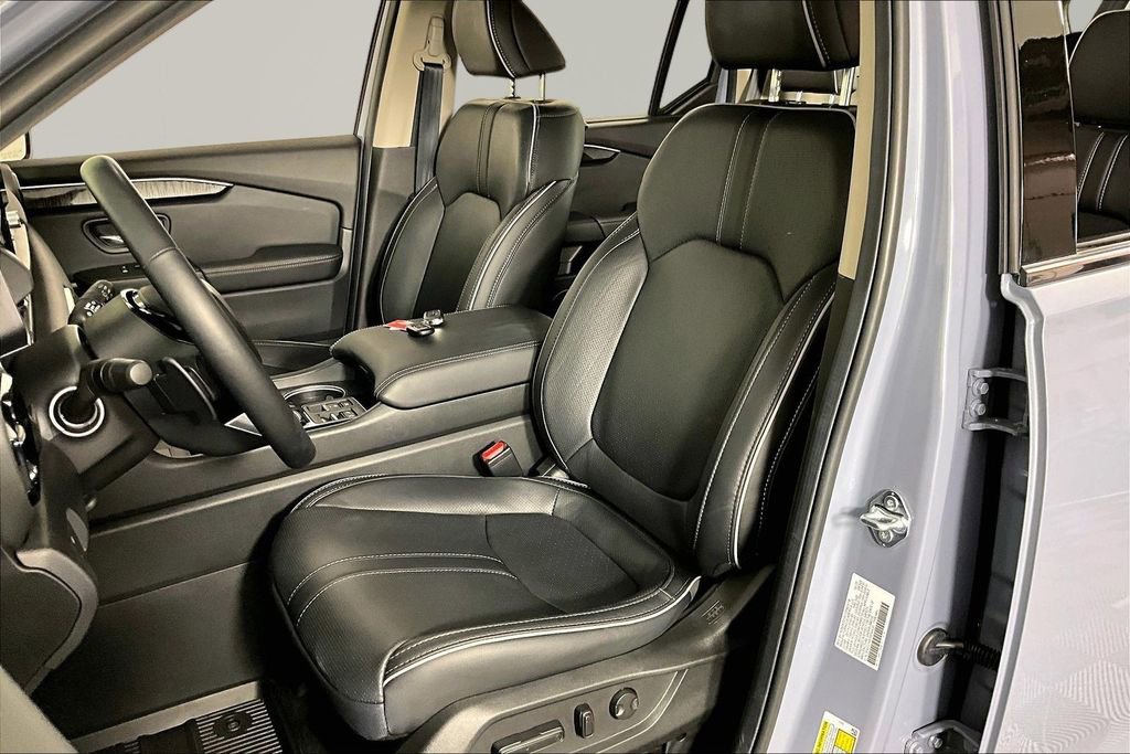 Used 2025 Honda Pilot Elite image 20