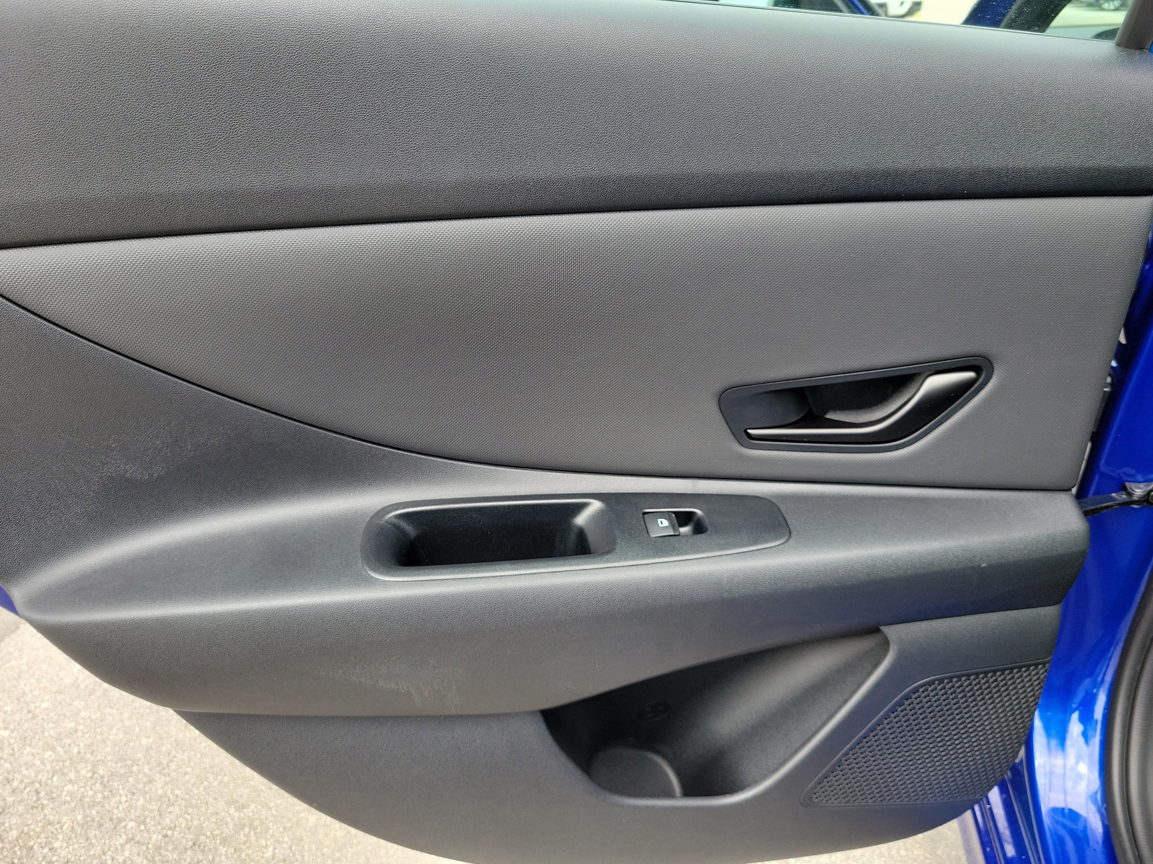 Used 2025 Hyundai Elantra Sport FWD image 26