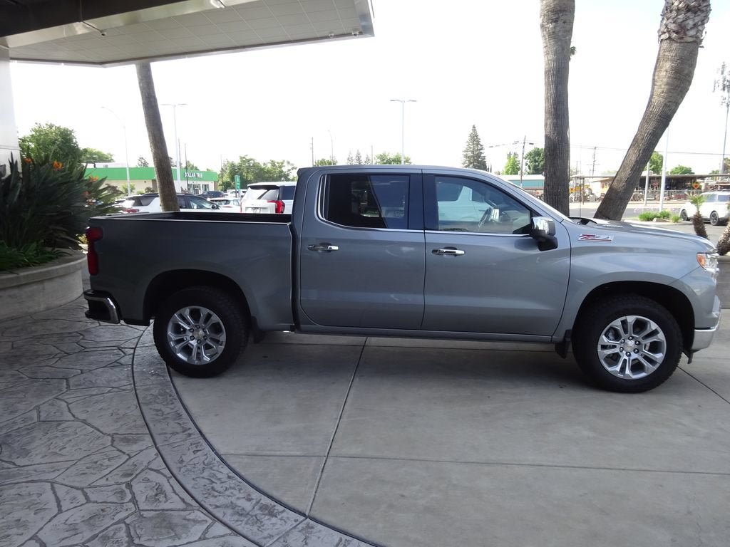 New 2026 Chevrolet Silverado 1500 LTZ w/ Technology Package AWD/4WD image 9