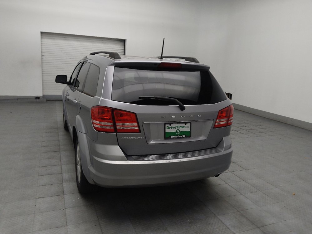 Used 2019 Dodge Journey SE FWD image 6