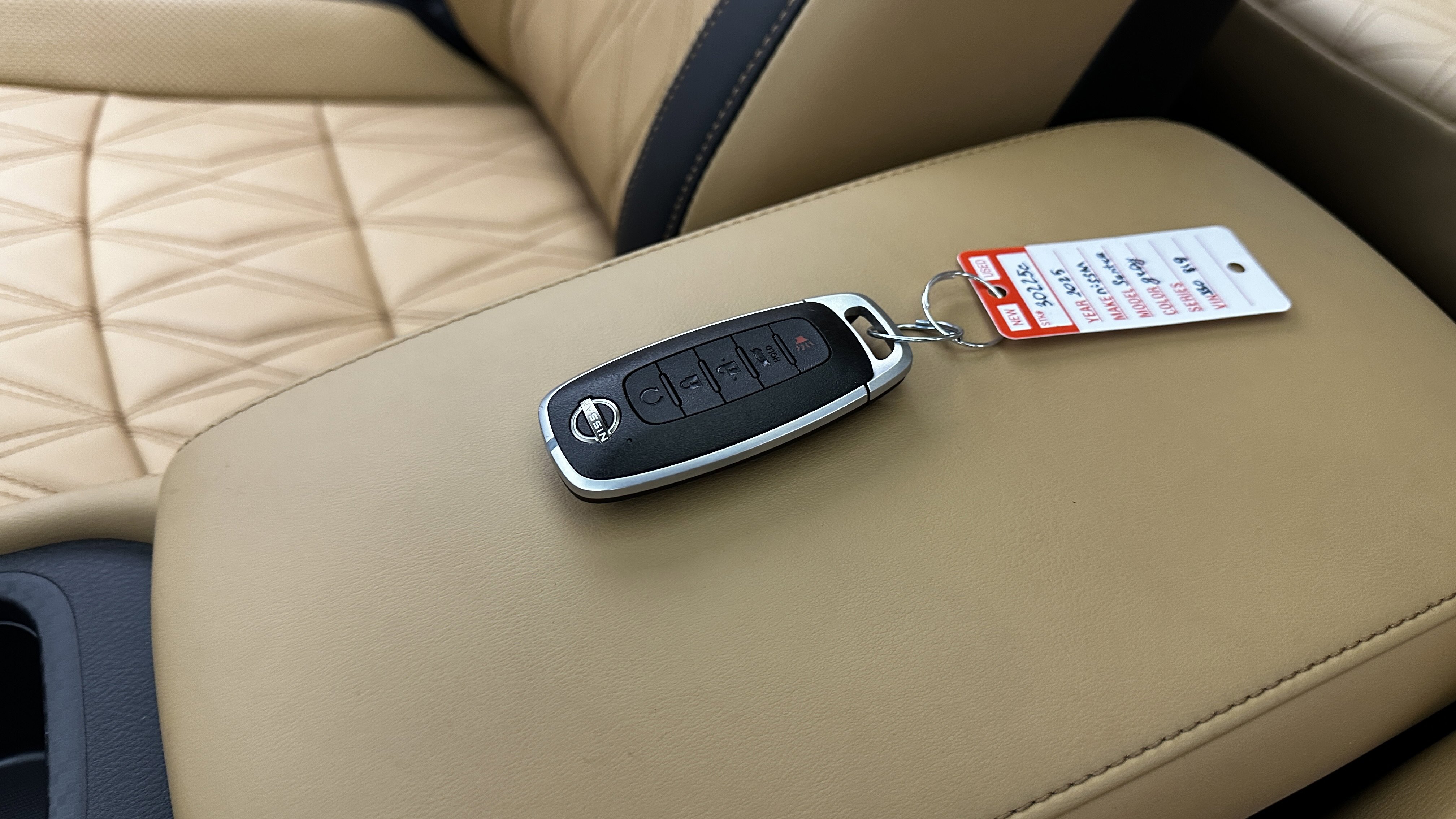 Used 2025 Nissan Sentra SV w/ SV Premium Package image 15