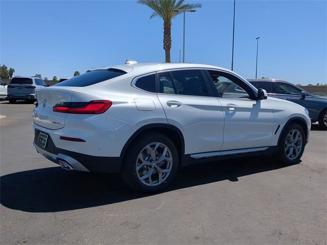 New 2025 BMW X4 xDrive30i w/ Premium Package image 6