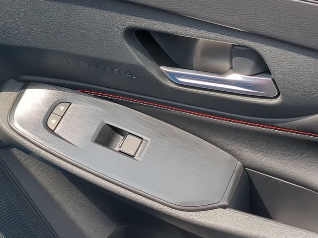 New 2026 Nissan Sentra SR FWD image 30