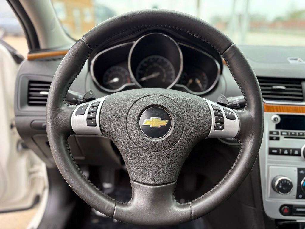 Used 2010 Chevrolet Malibu LT image 28