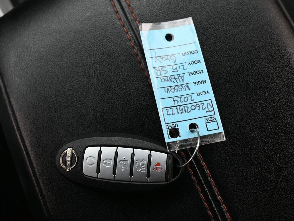 Used 2024 Nissan Altima 2.5 SR image 27