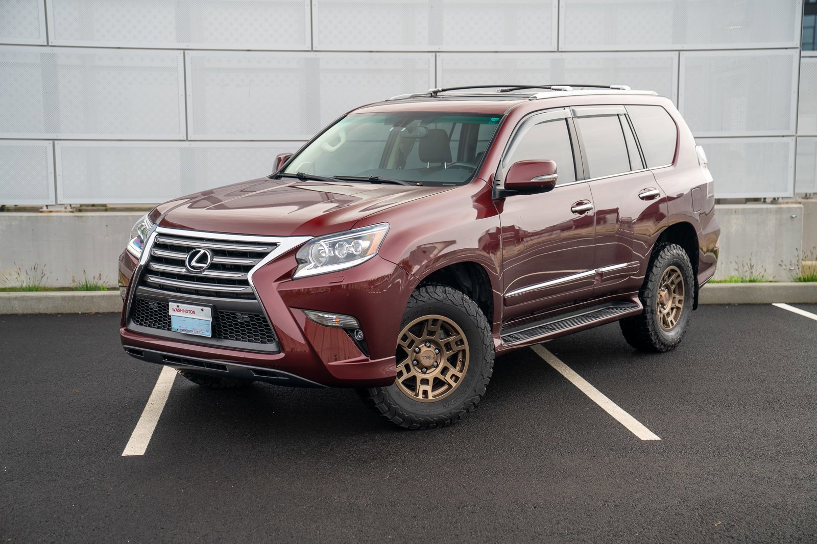 Used 2018 Lexus GX 460 image 1