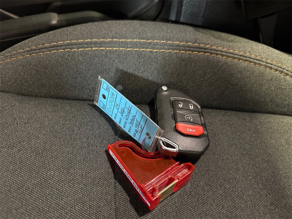 Used 2024 Jeep Wrangler Unlimited Sahara image 32