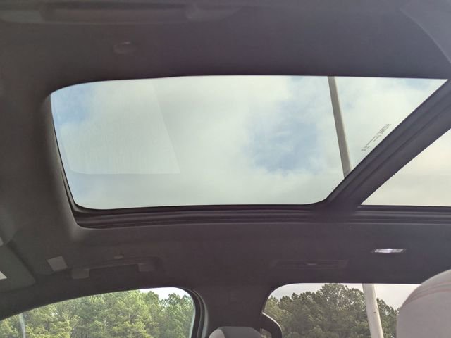 New 2026 Chevrolet Traverse LT w/ Sun and Wheel Package image 12