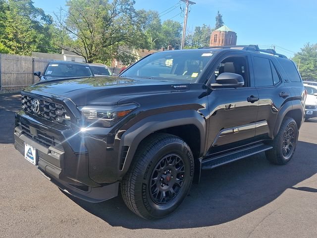 Used 2025 Toyota 4Runner TRD Off-Road Premium AWD/4WD image 3