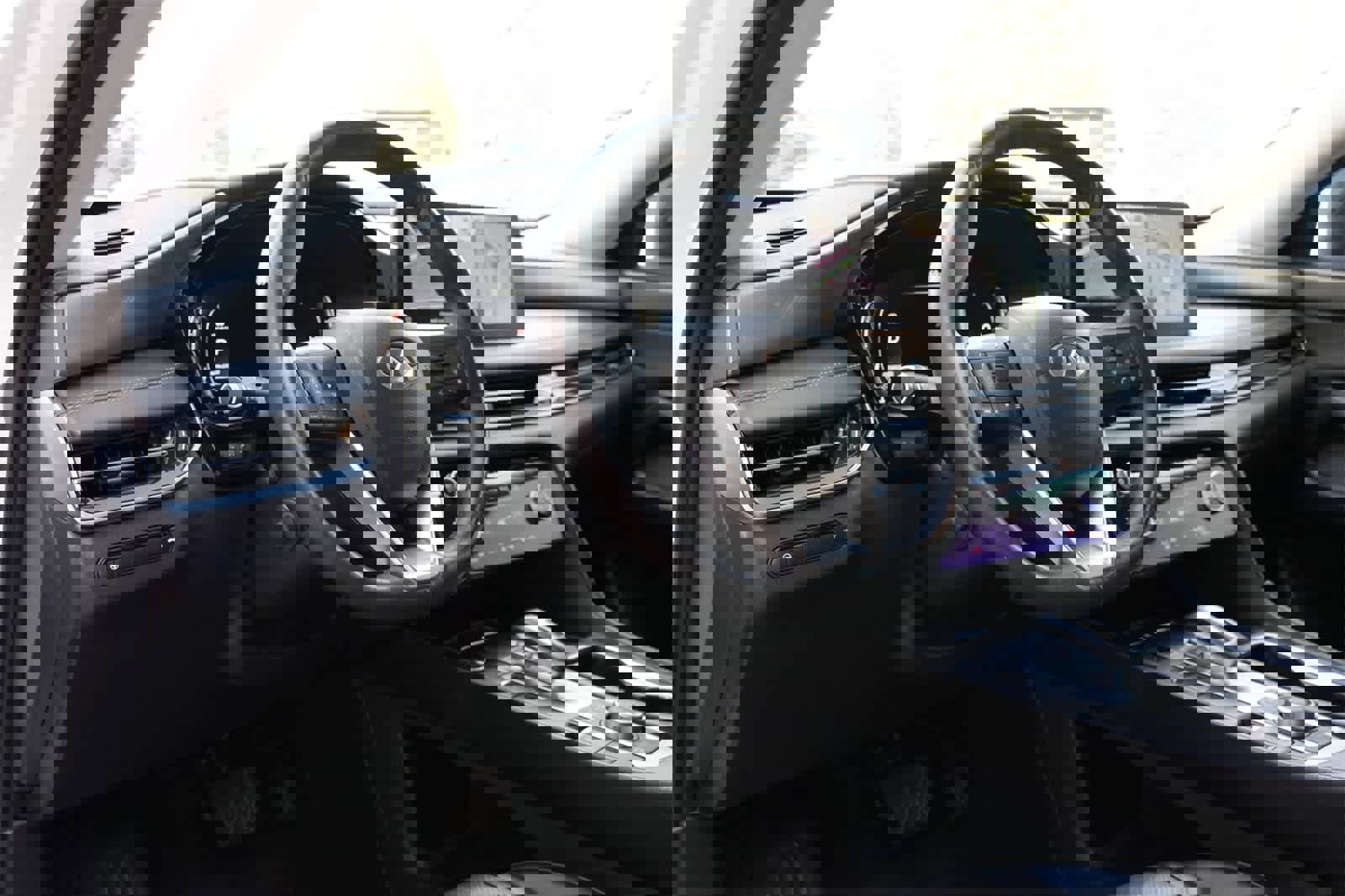 Used 2023 INFINITI QX60 Luxe w/ Cargo Package image 16