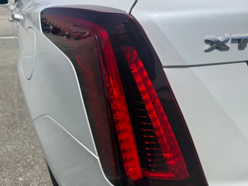 Used 2020 Cadillac XT5 Premium Luxury AWD/4WD image 10